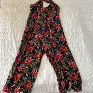 American Eagle Outfitters Strapless Floral Tropical Capri Wide Leg Jumpsuit